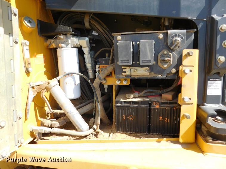 image for item DJ7661 2011 John Deere 850K WT  dozer