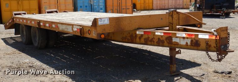 image for item DK0481 2005 Towmaster T-18  equipment trailer