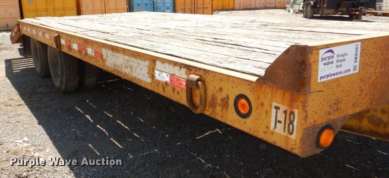 image for item DK0481 2005 Towmaster T-18  equipment trailer