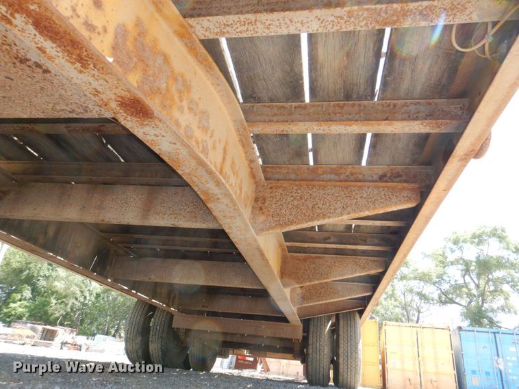 image for item DK0481 2005 Towmaster T-18  equipment trailer