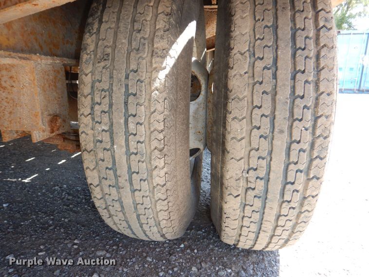 image for item DK0481 2005 Towmaster T-18  equipment trailer