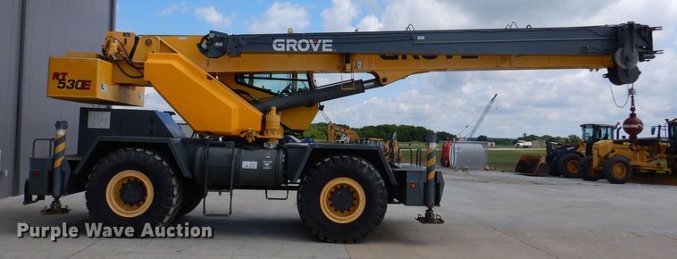 image for item DK2004 2003 Grove RT 530E  crane