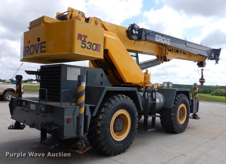 image for item DK2004 2003 Grove RT 530E  crane