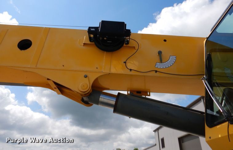 image for item DK2004 2003 Grove RT 530E  crane