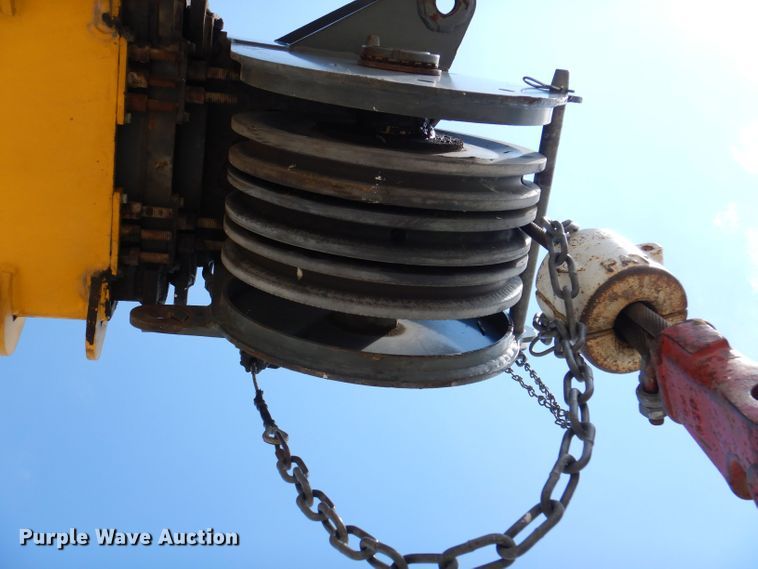 image for item DK2004 2003 Grove RT 530E  crane