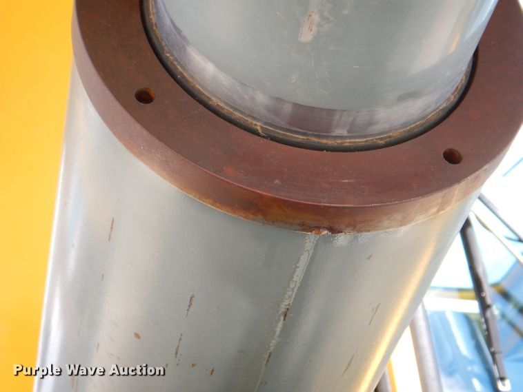 image for item DK2004 2003 Grove RT 530E  crane