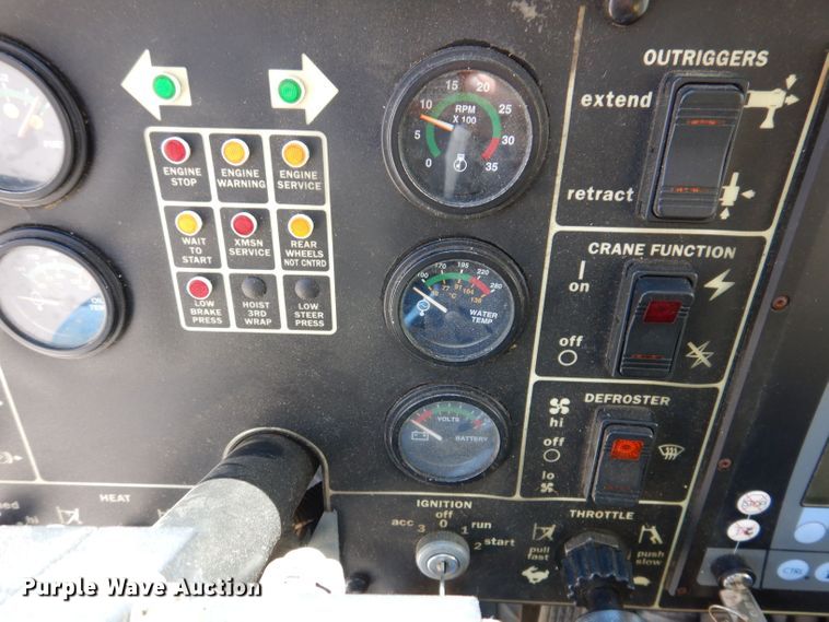 image for item DK2004 2003 Grove RT 530E  crane