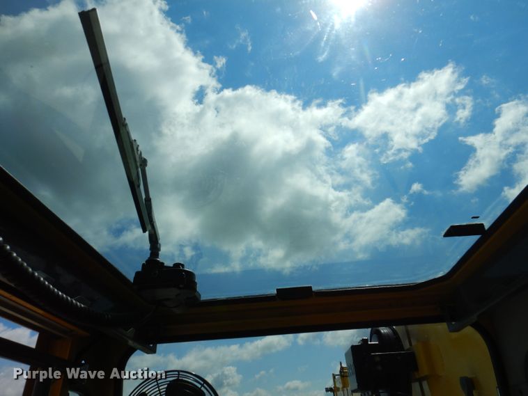 image for item DK2004 2003 Grove RT 530E  crane