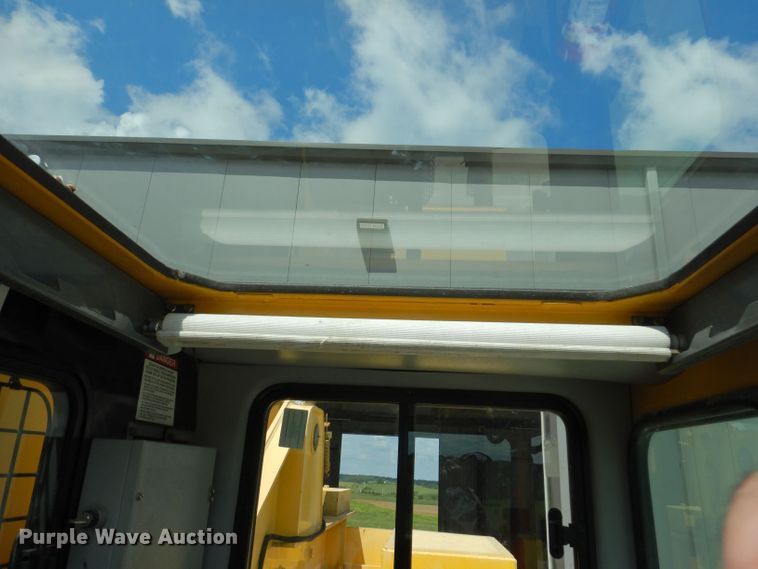 image for item DK2004 2003 Grove RT 530E  crane