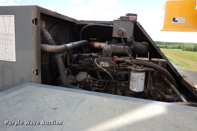 image for item DK2004 2003 Grove RT 530E  crane