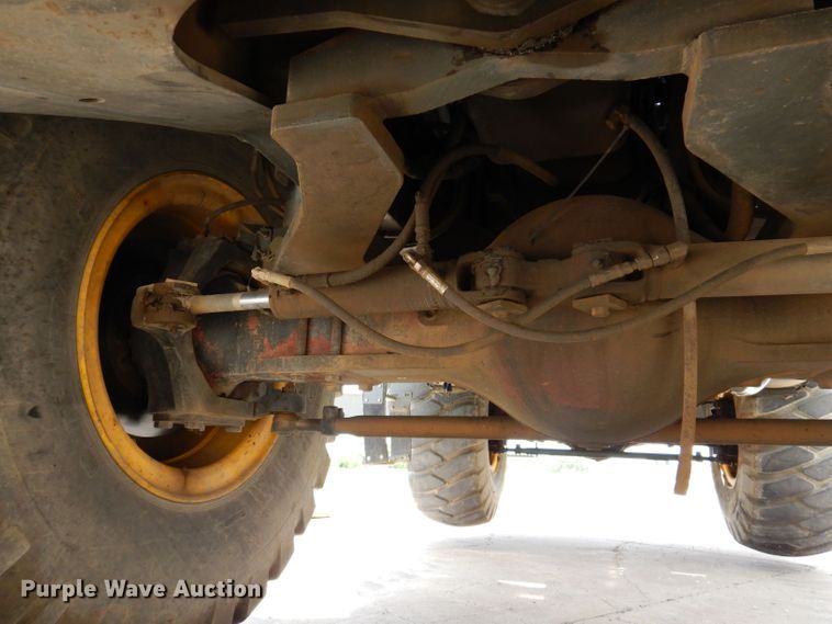 image for item DK2004 2003 Grove RT 530E  crane