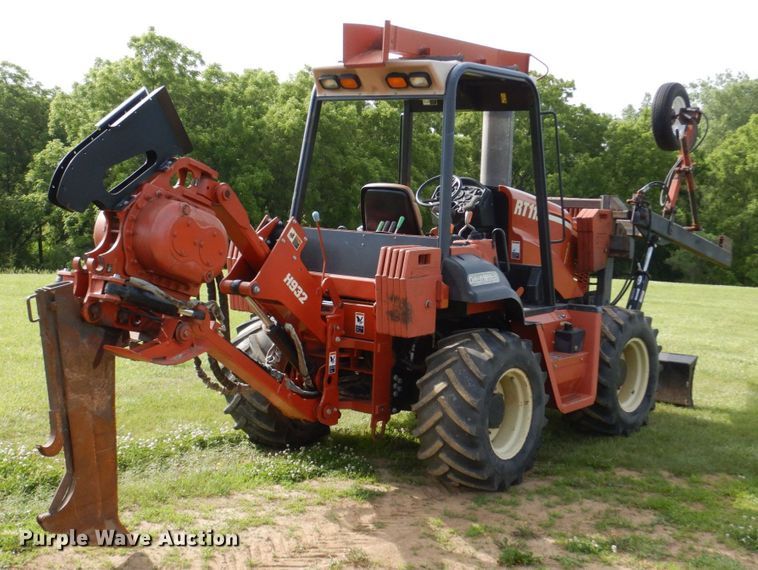 image for item DM2245 2003 Ditch Witch RT115  cable plow