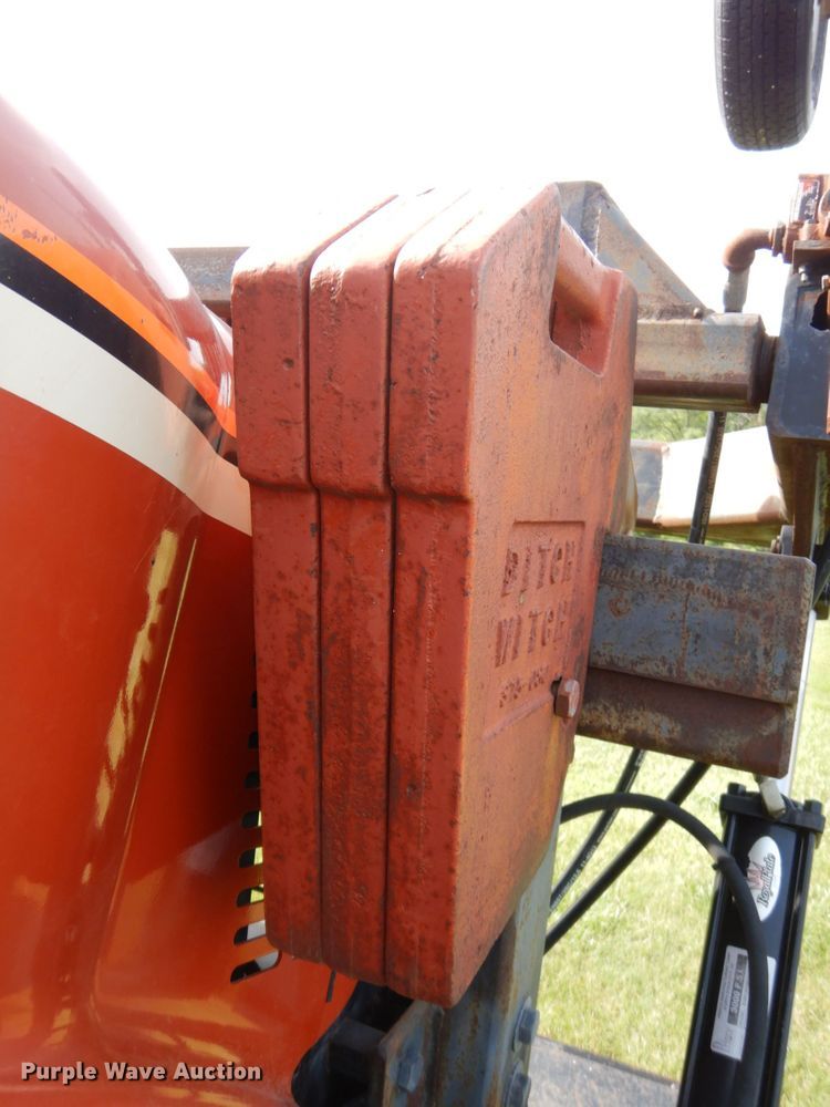 image for item DM2245 2003 Ditch Witch RT115  cable plow