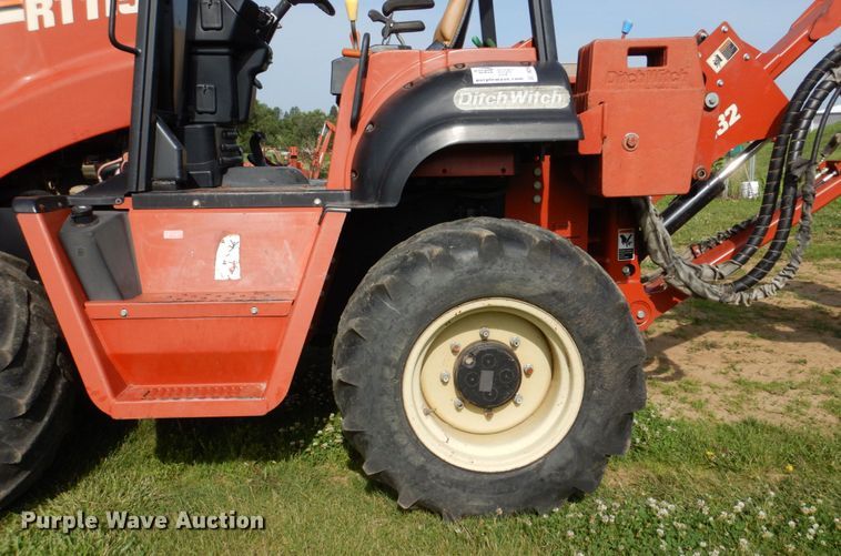 image for item DM2245 2003 Ditch Witch RT115  cable plow