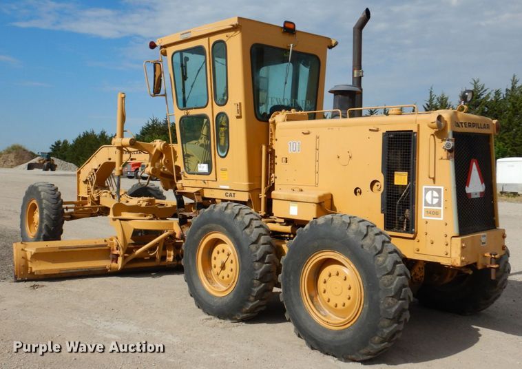 image for item DM2258 1977 Caterpillar 140G  motor grader