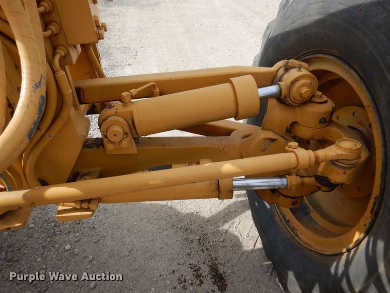 image for item DM2258 1977 Caterpillar 140G  motor grader