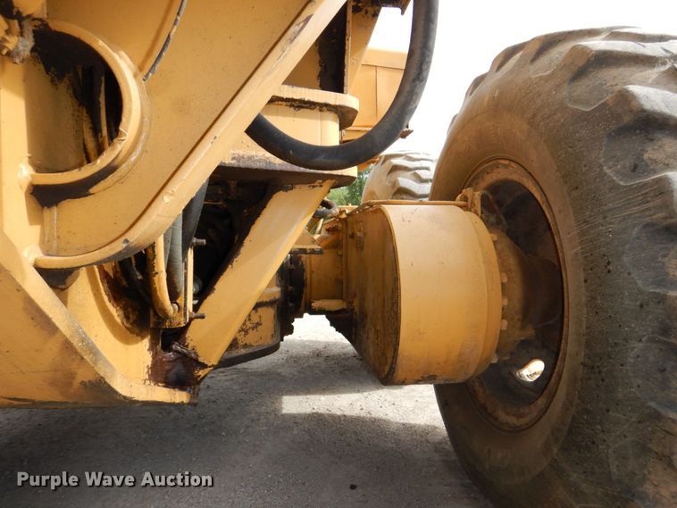 image for item DM2258 1977 Caterpillar 140G  motor grader