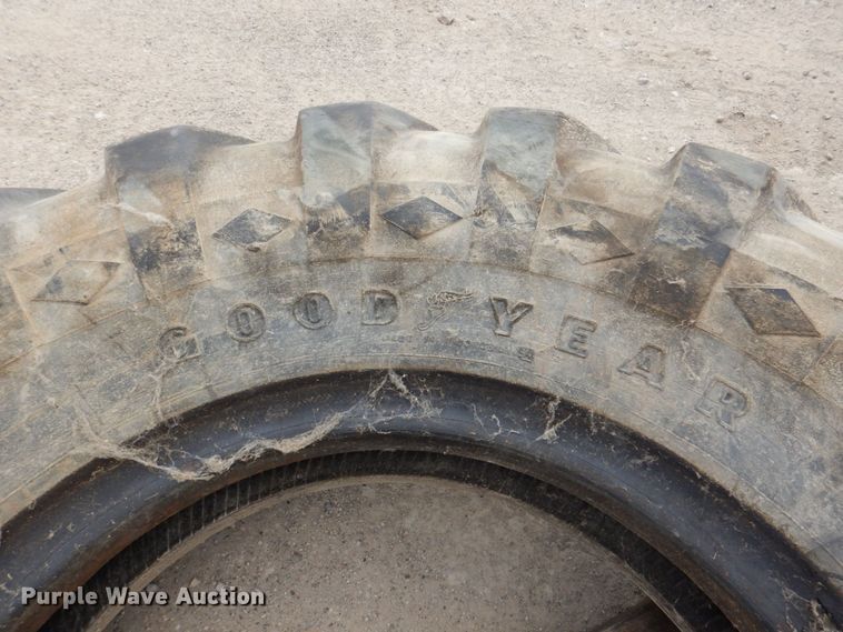 image for item DM2258 1977 Caterpillar 140G  motor grader