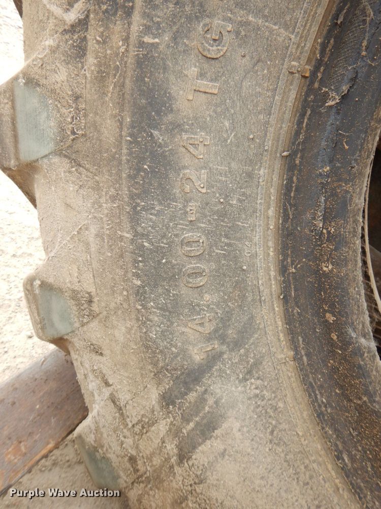 image for item DM2258 1977 Caterpillar 140G  motor grader