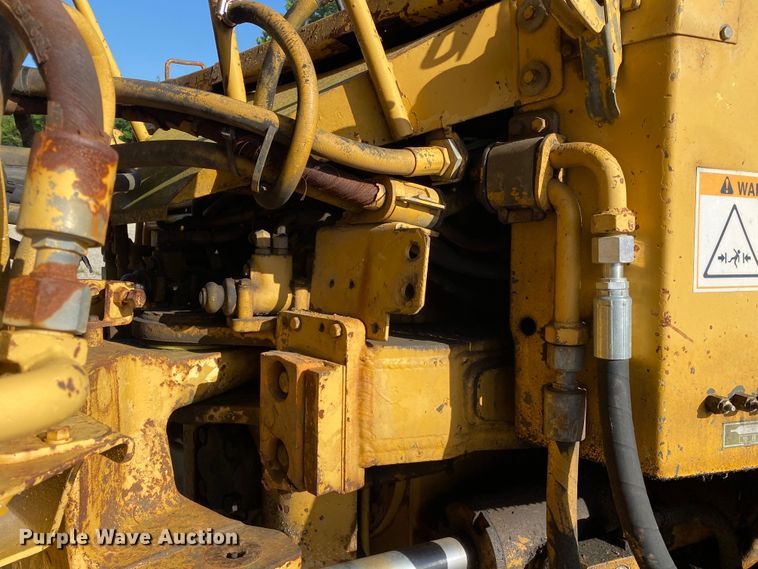 image for item DM4165 Caterpillar D400D  haul truck