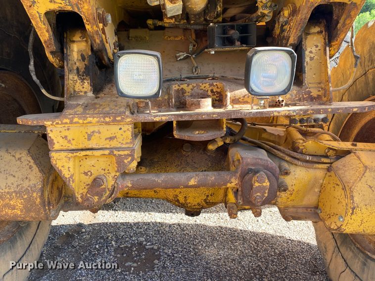 image for item DM4165 Caterpillar D400D  haul truck