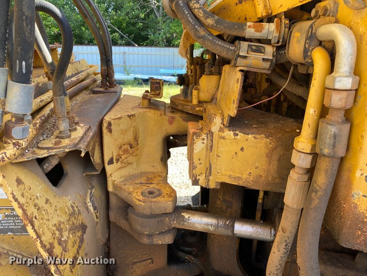 image for item DM4166 1994 Caterpillar D400D  haul truck