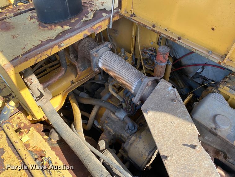 image for item DM4166 1994 Caterpillar D400D  haul truck