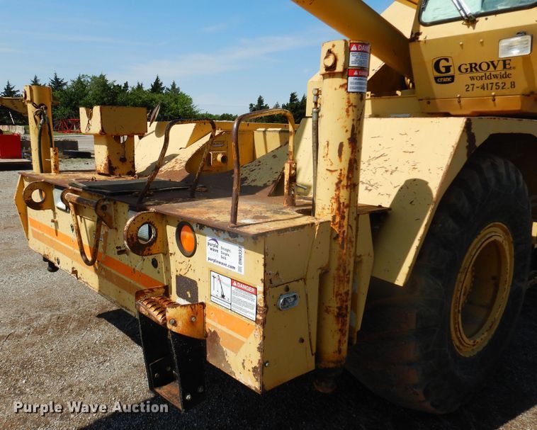 image for item DN0332 1995 Grove RT530D  crane