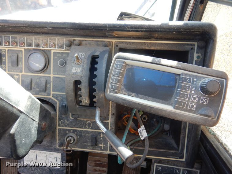 image for item DN0332 1995 Grove RT530D  crane