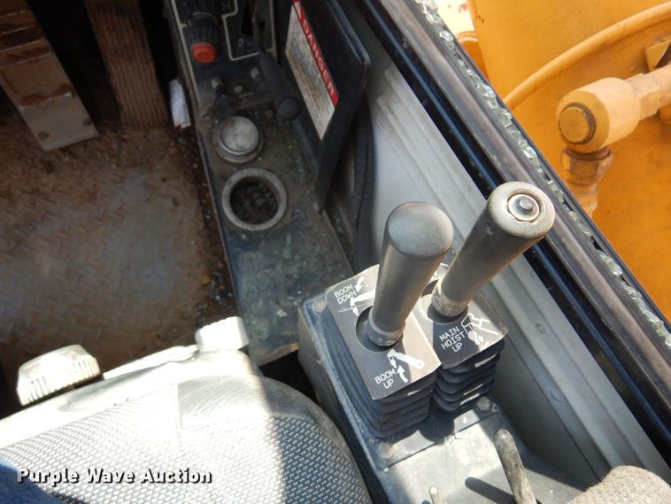 image for item DN0332 1995 Grove RT530D  crane