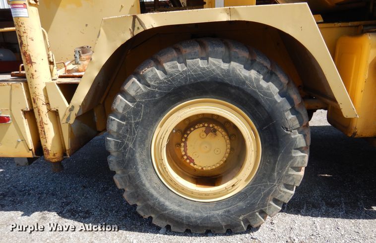 image for item DN0332 1995 Grove RT530D  crane