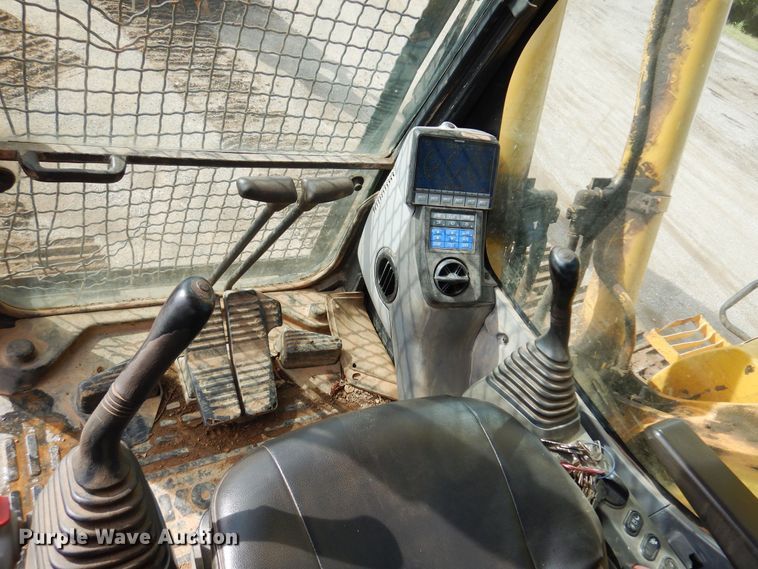 image for item DN0334 2011 Komatsu PC350LC-8  excavator