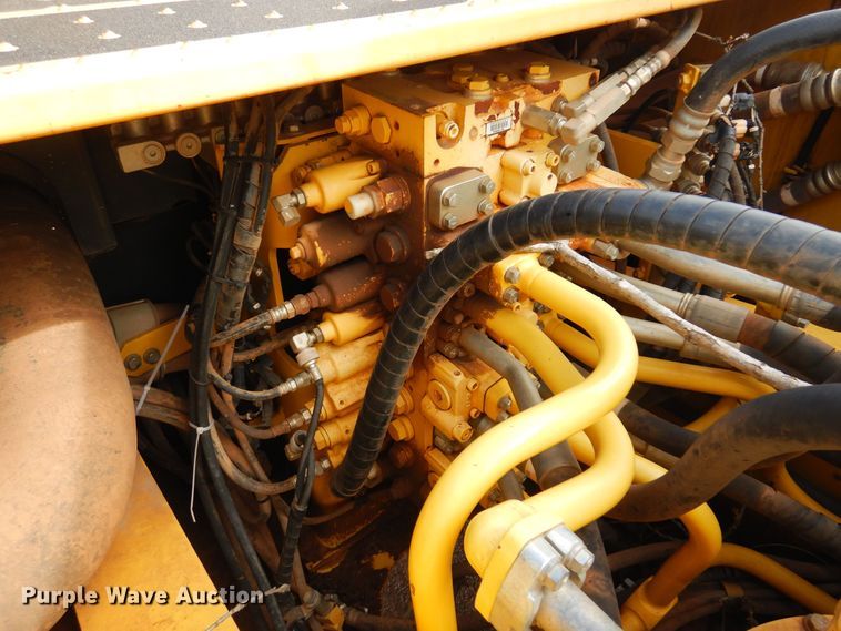 image for item DN0334 2011 Komatsu PC350LC-8  excavator