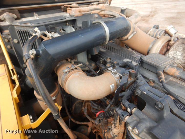 image for item DN0334 2011 Komatsu PC350LC-8  excavator