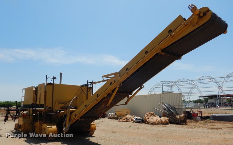 image for item DN0344 1986 Caterpillar TR-225B  asphalt trimmer