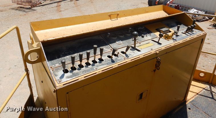 image for item DN0344 1986 Caterpillar TR-225B  asphalt trimmer