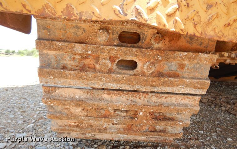 image for item DN0344 1986 Caterpillar TR-225B  asphalt trimmer