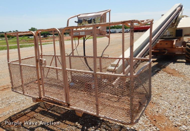 image for item DN0345 1995 JLG 80HX  boom lift