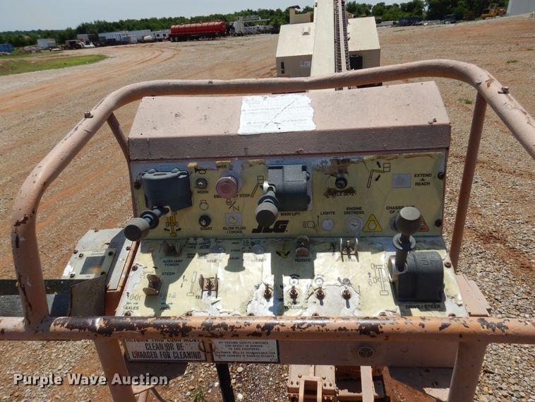 image for item DN0345 1995 JLG 80HX  boom lift