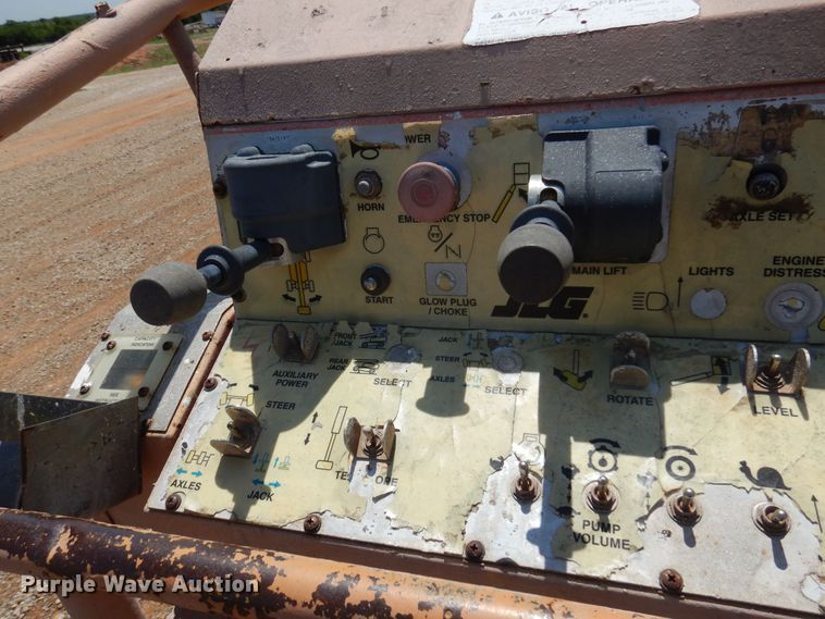 image for item DN0345 1995 JLG 80HX  boom lift