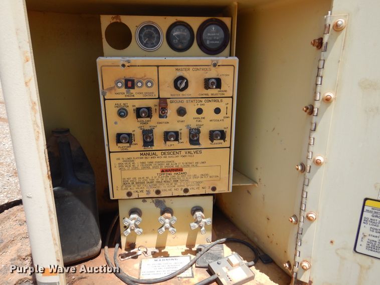 image for item DN0345 1995 JLG 80HX  boom lift