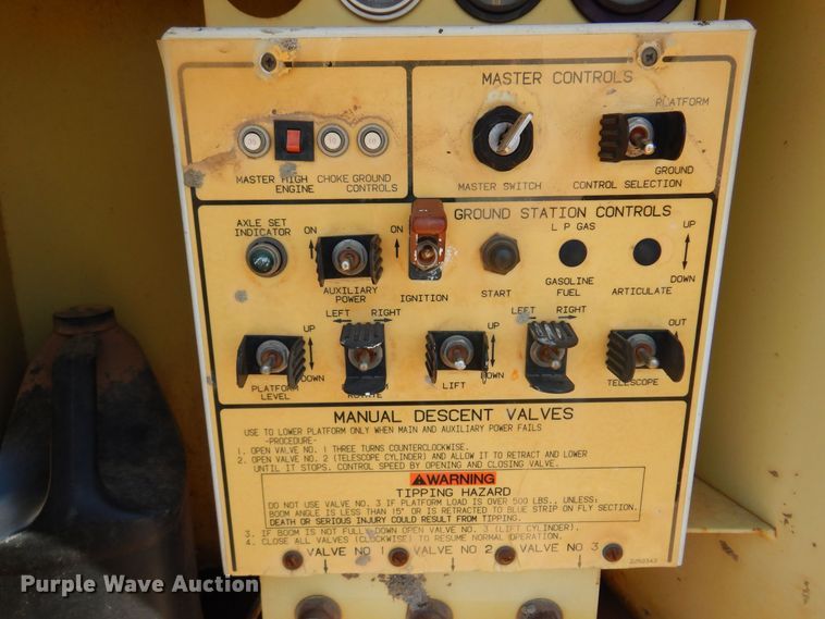 image for item DN0345 1995 JLG 80HX  boom lift