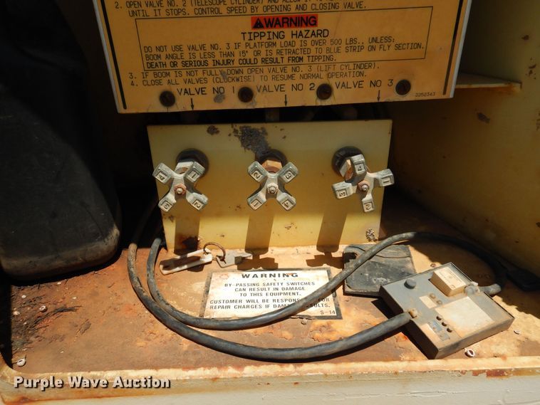 image for item DN0345 1995 JLG 80HX  boom lift