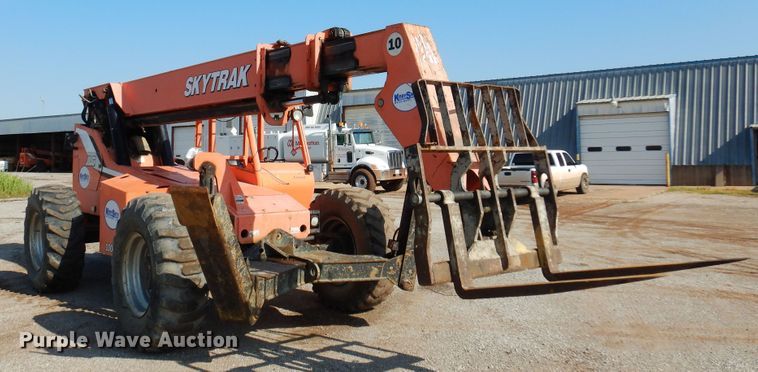 image for item DN0357 2008 SkyTrak 10042  telehandler