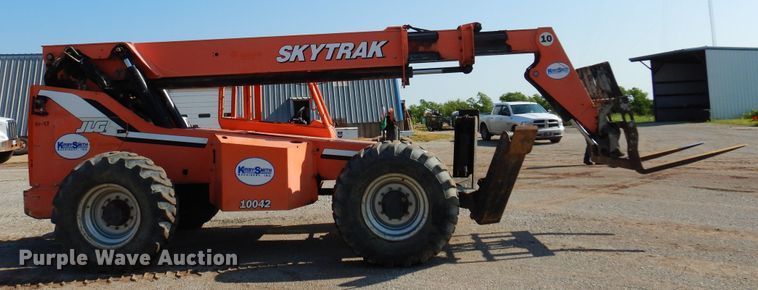 image for item DN0357 2008 SkyTrak 10042  telehandler