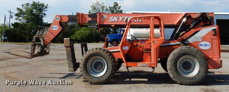image for item DN0357 2008 SkyTrak 10042  telehandler