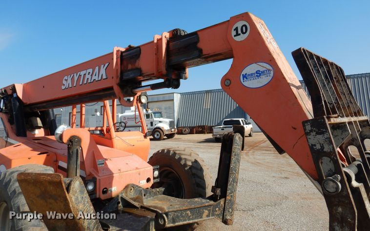 image for item DN0357 2008 SkyTrak 10042  telehandler