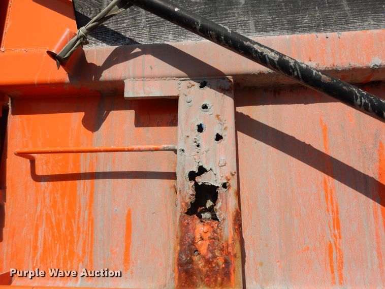 image for item DN1593 2002 Sterling LT9511  dump truck