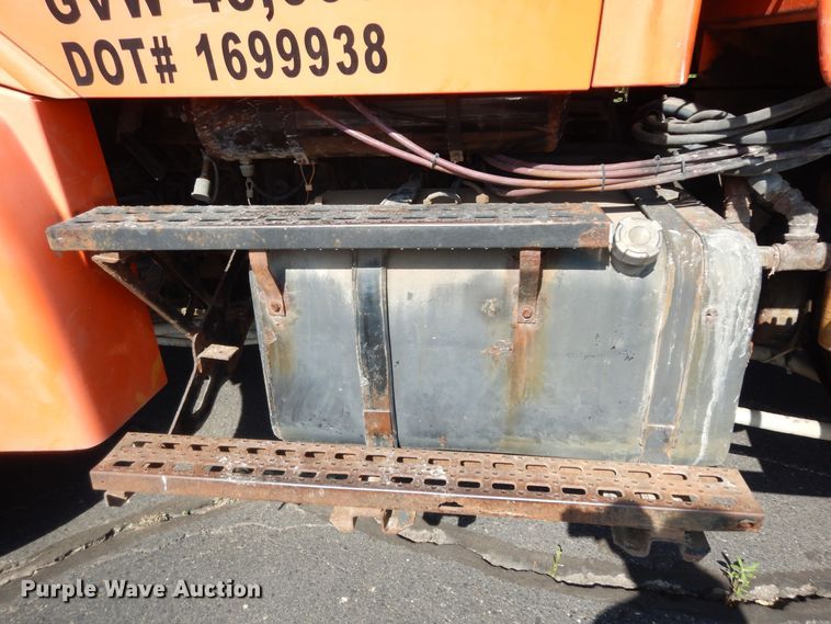 image for item DN1593 2002 Sterling LT9511  dump truck