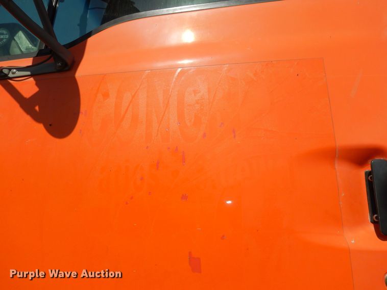 image for item DN1593 2002 Sterling LT9511  dump truck